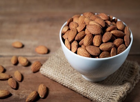 تصویر 2 از خرید و فروش مغز بادام شاهرودی با شرایط فوق العاده
